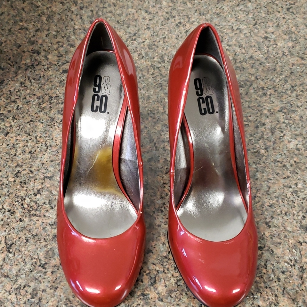 Heels - Picture 3 of 6